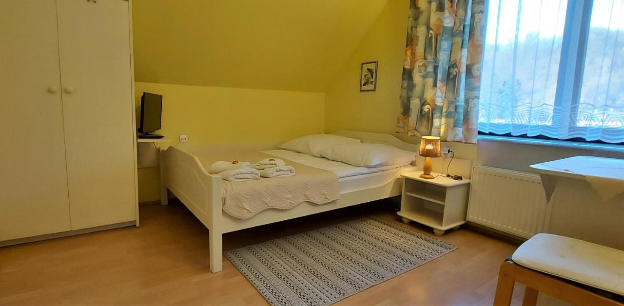 Dom Pod Kasztanami Appartement Kazimierz Dolny Buitenkant foto